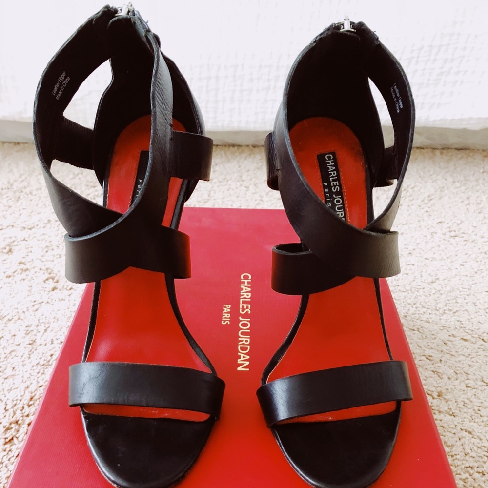 Charles Jordan black heels